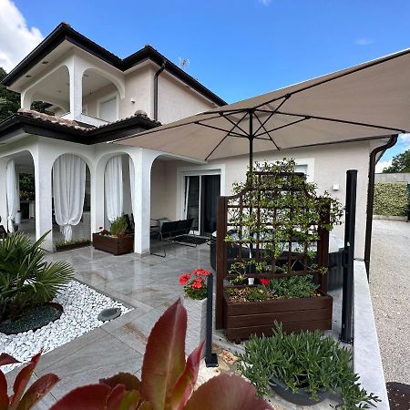 Villa Zonta Apartment Maremi With Private Jacuzzi Бує Екстер'єр фото
