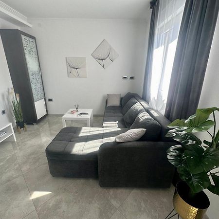 Villa Zonta Apartment Maremi With Private Jacuzzi Бує Екстер'єр фото