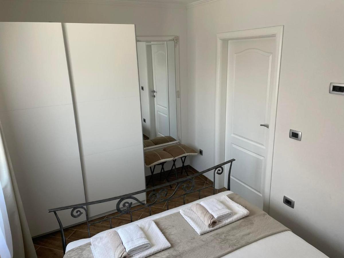 Villa Zonta Apartment Maremi With Private Jacuzzi Бує Екстер'єр фото
