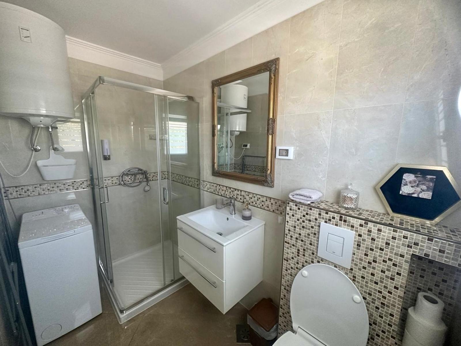 Villa Zonta Apartment Maremi With Private Jacuzzi Бує Екстер'єр фото