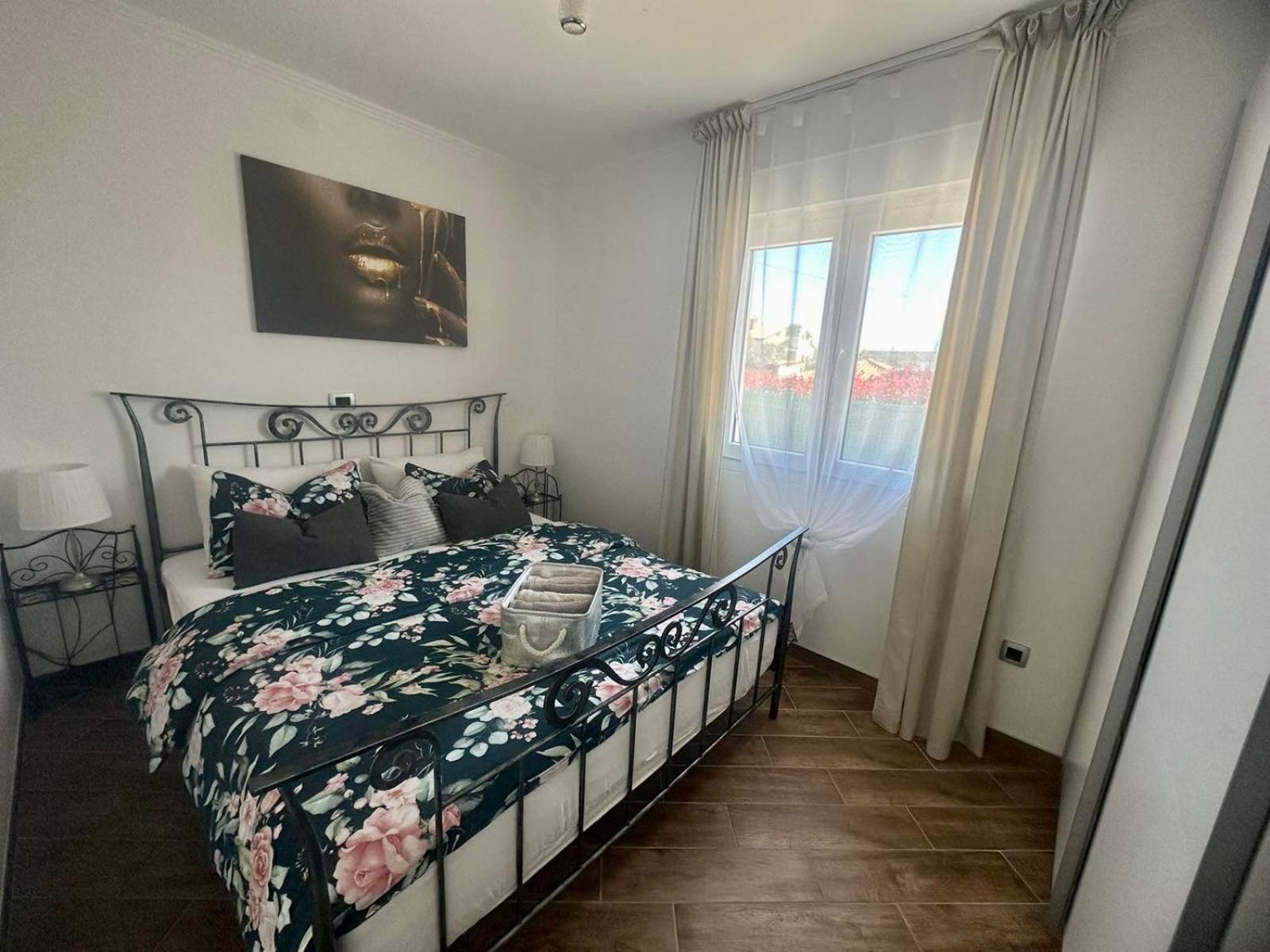 Villa Zonta Apartment Maremi With Private Jacuzzi Бує Екстер'єр фото